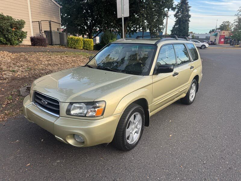 2004 SUBARU Forester