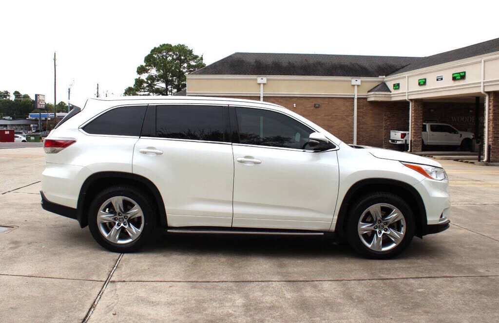 2016 TOYOTA Highlander
