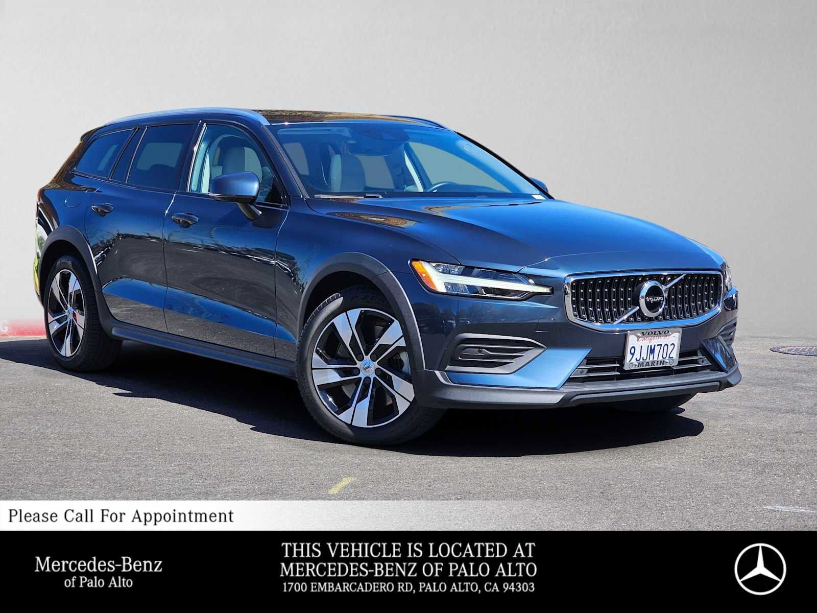 2020 VOLVO V60CC