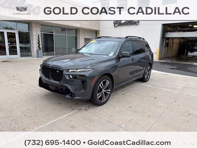 2024 BMW X7