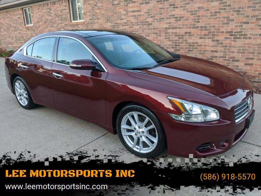 2011 NISSAN Maxima