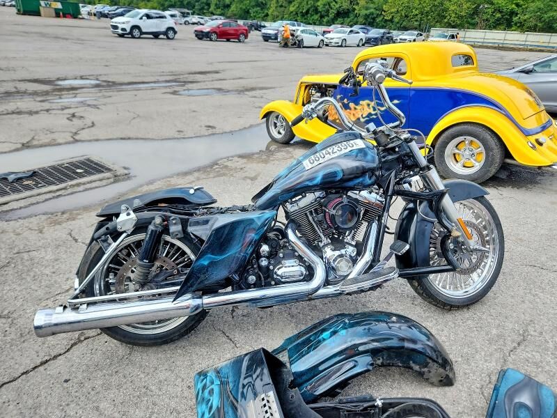 2009 HARLEY DAVIDSON Street Glide