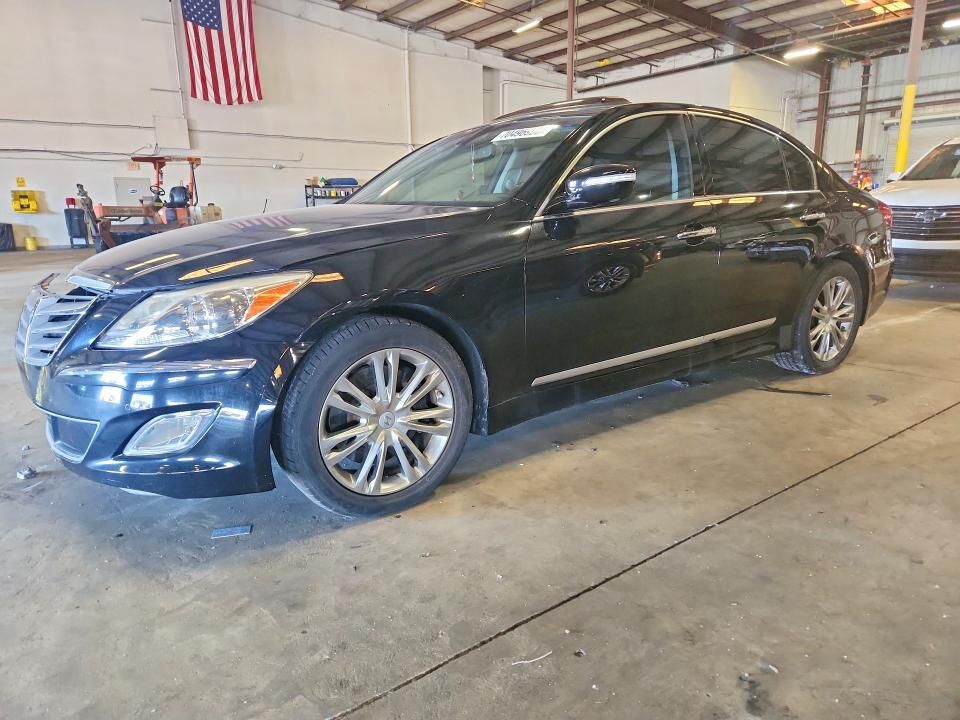 2012 HYUNDAI Genesis