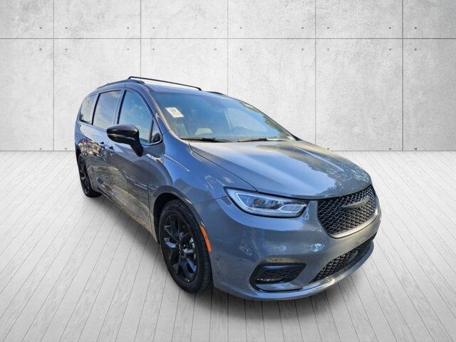 2025 CHRYSLER Pacifica