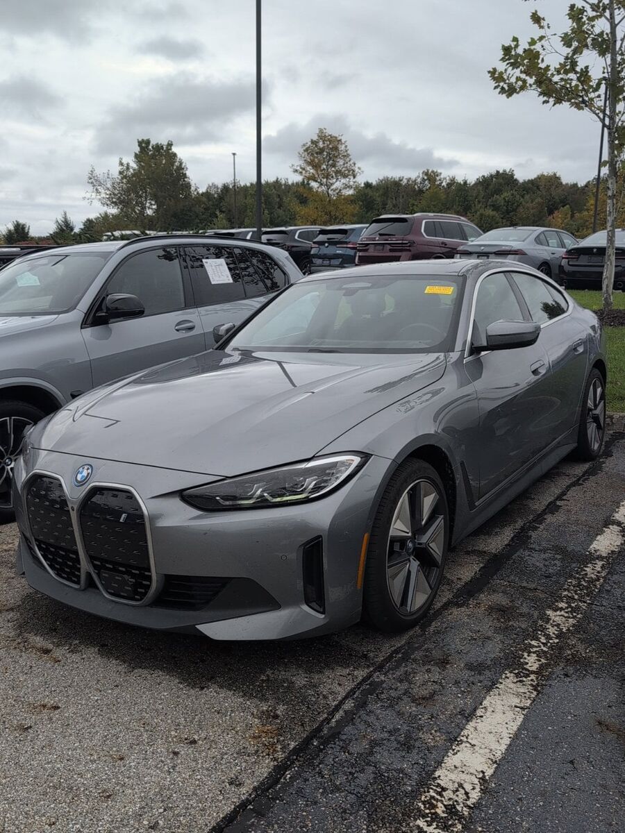2024 BMW i4