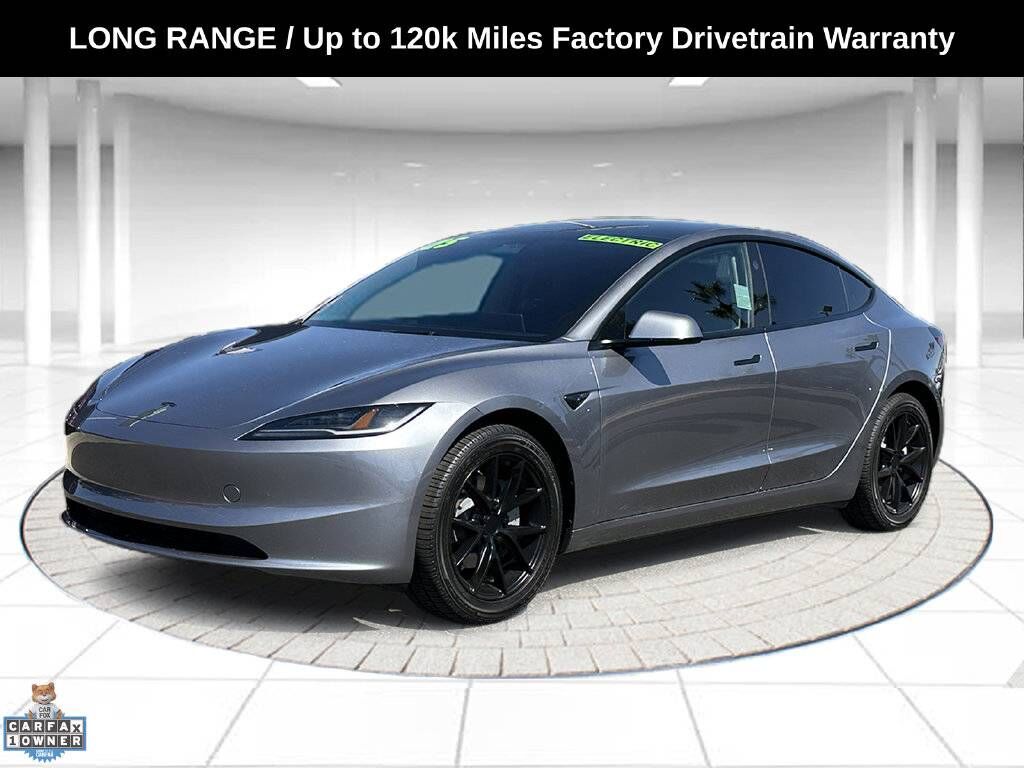 2025 TESLA Model 3