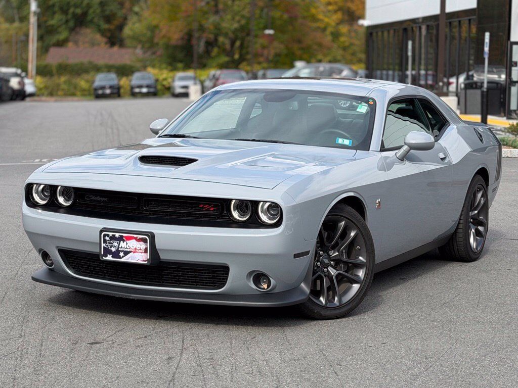 2021 DODGE Challenger