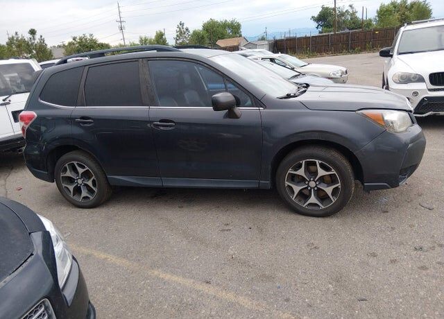 2014 SUBARU Forester