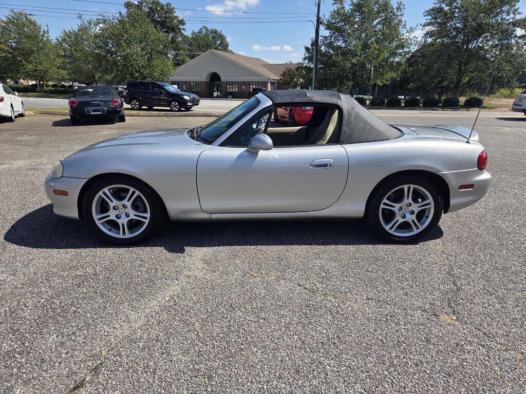 2005 MAZDA MX-5