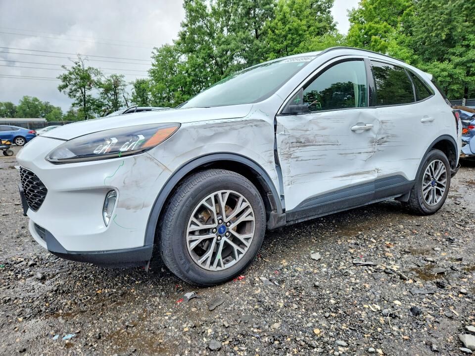 2020 FORD Escape