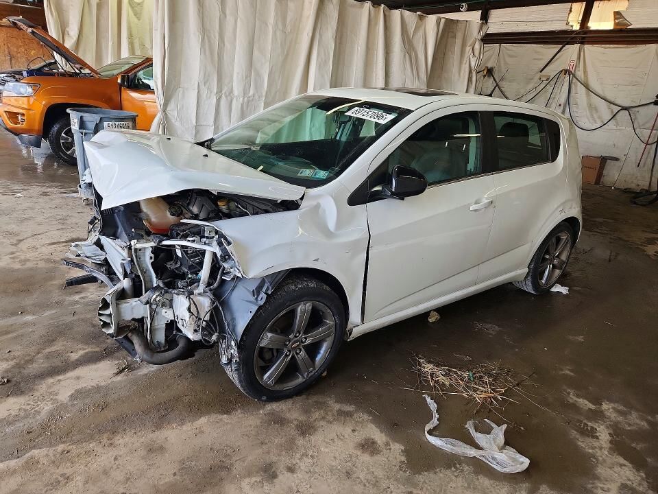 2013 CHEVROLET Sonic