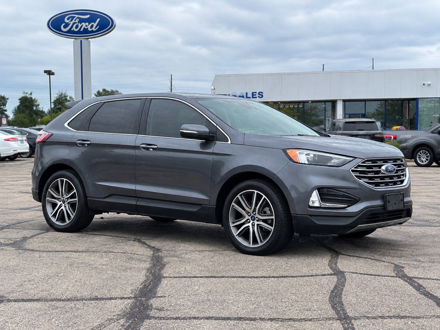 2024 FORD Edge