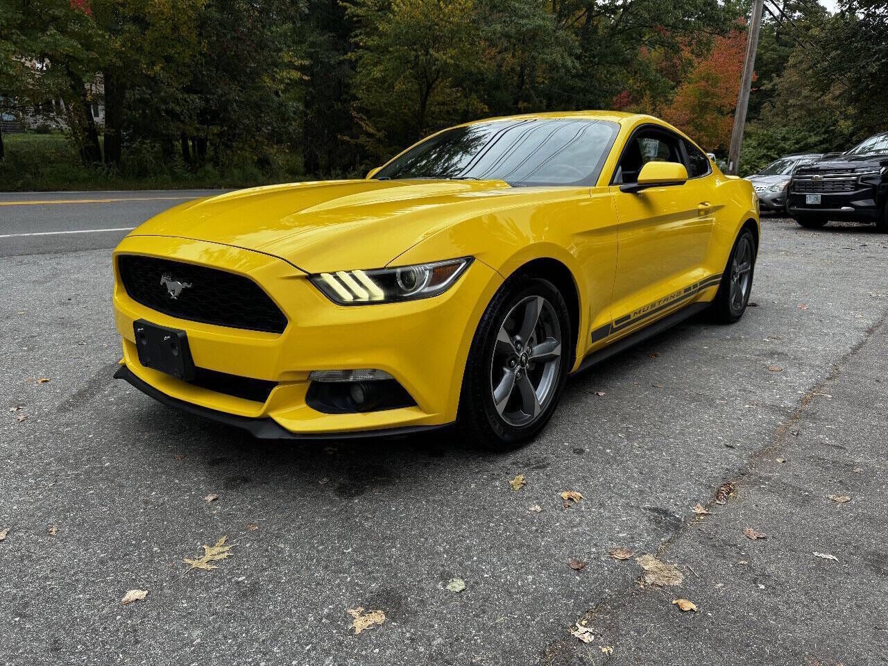 2017 FORD Mustang