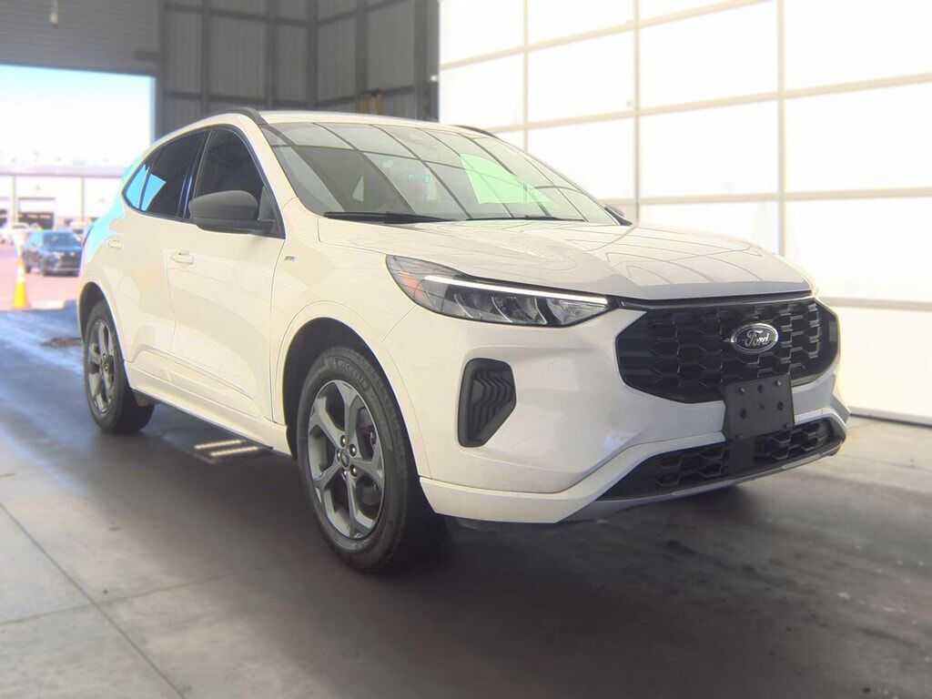 2024 FORD Escape