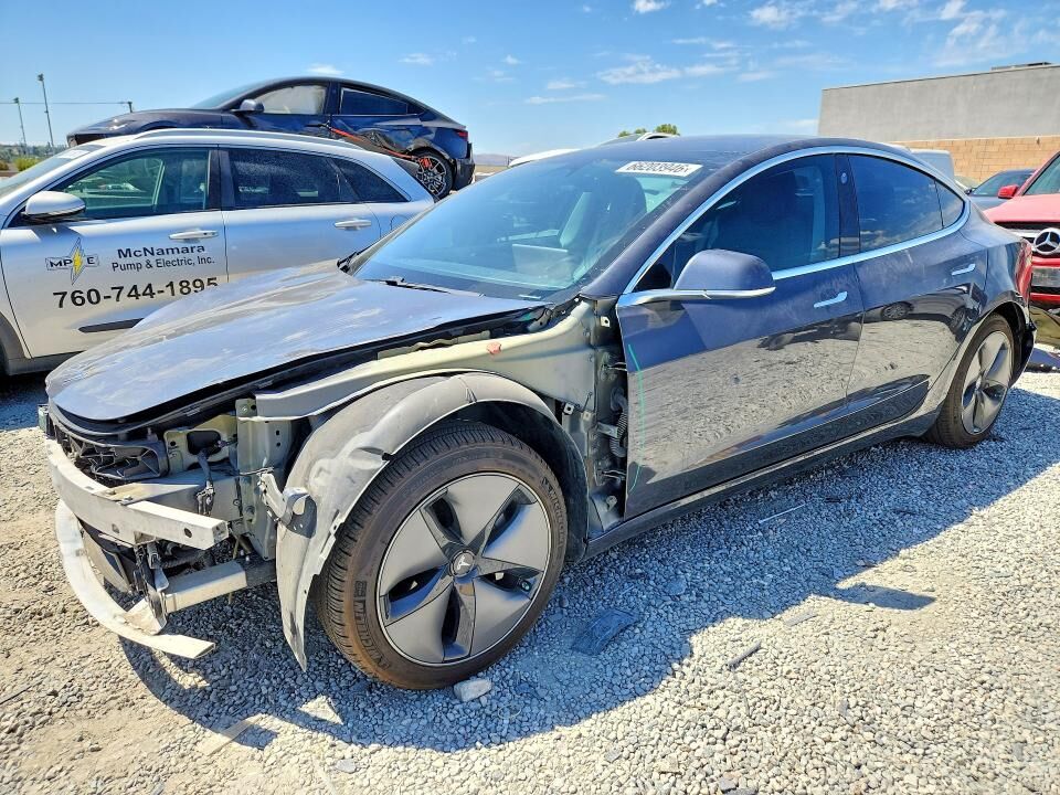 2018 TESLA Model 3