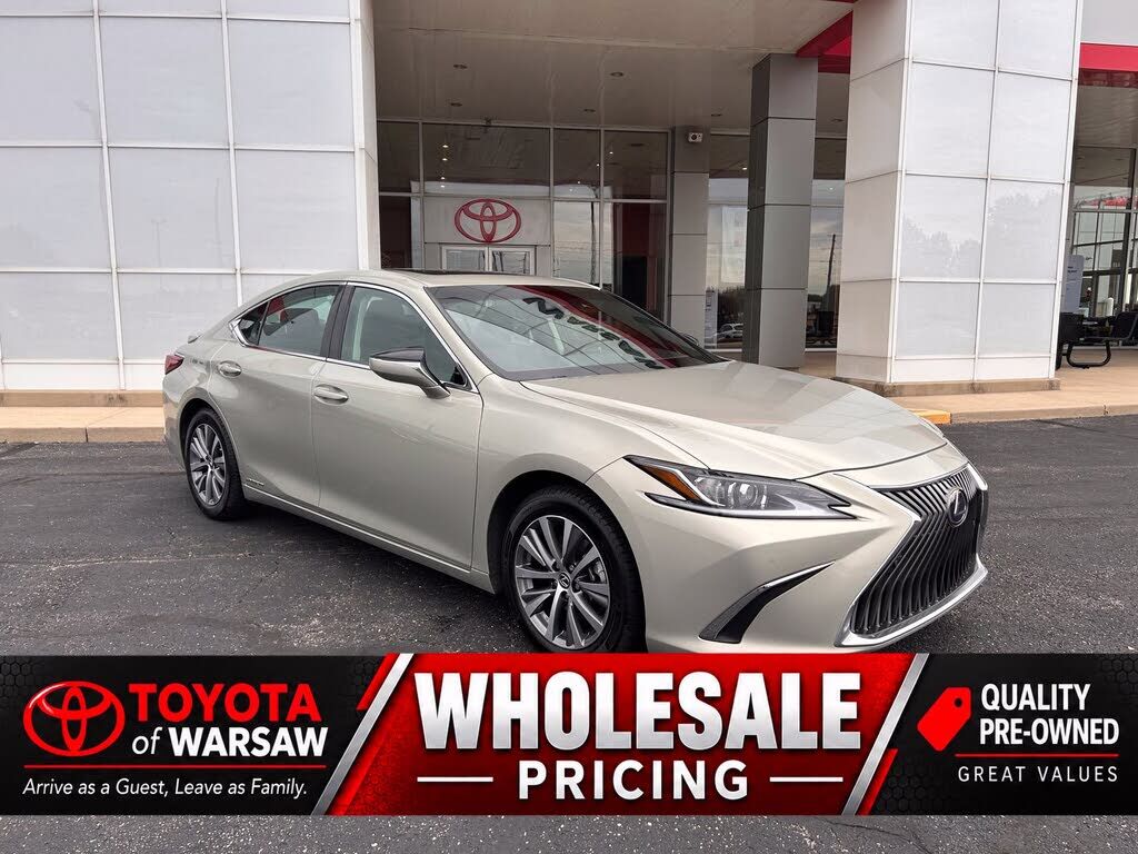 2021 LEXUS ES