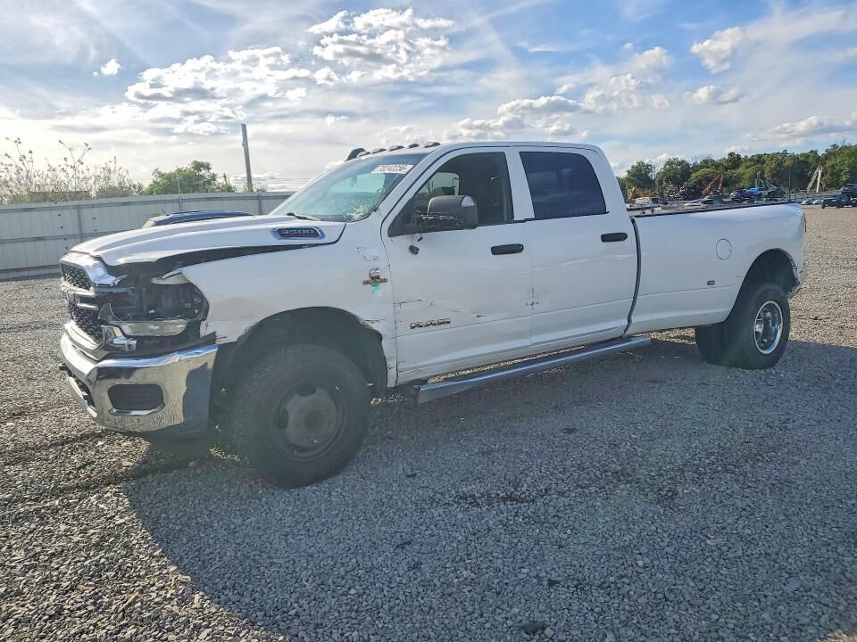 2022 RAM 3500
