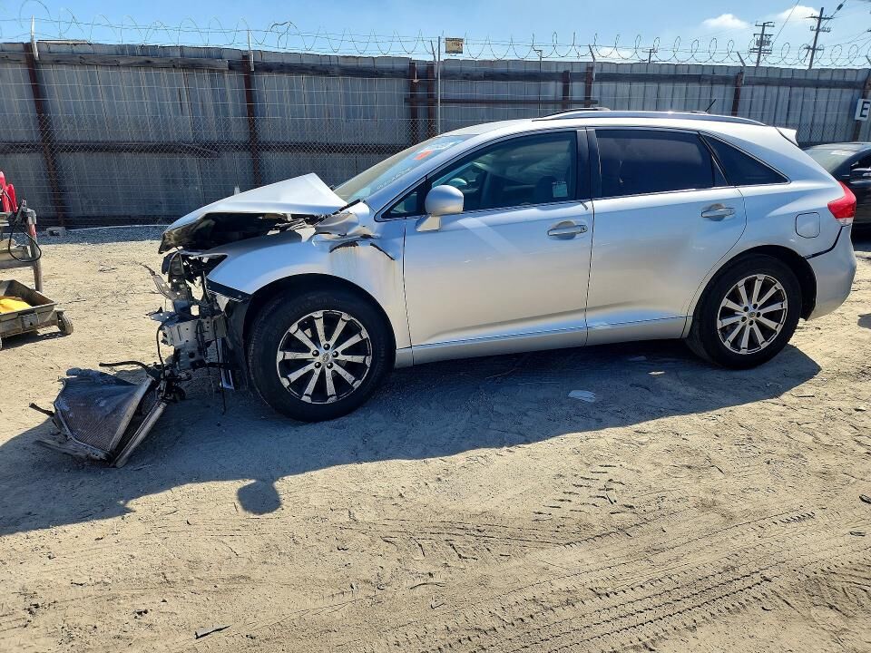 2011 TOYOTA Venza