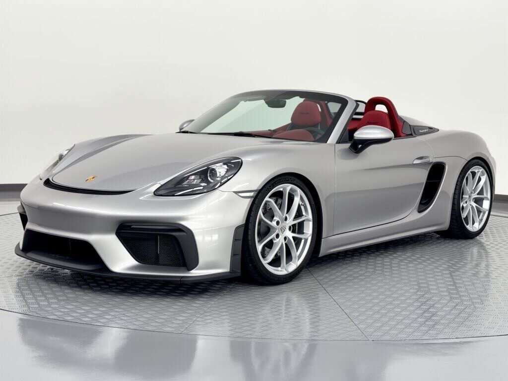 2023 PORSCHE 718