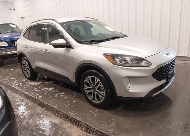 2020 FORD Escape