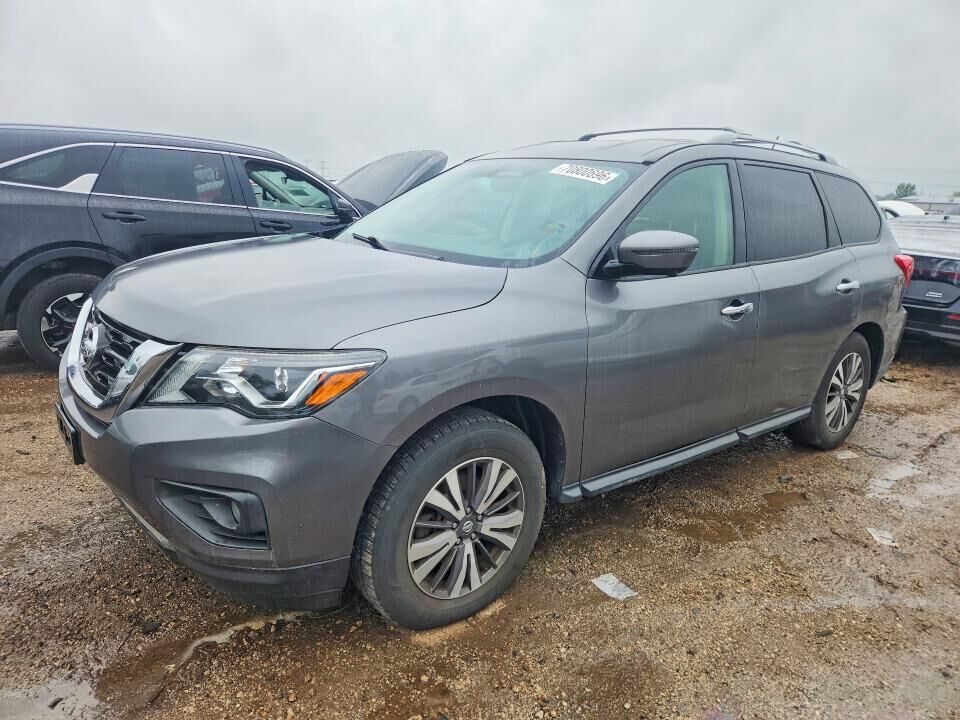 2017 NISSAN Pathfinder