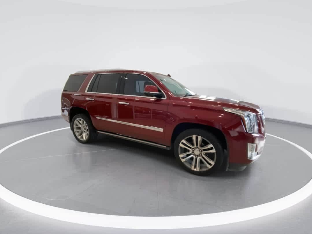 2017 CADILLAC Escalade
