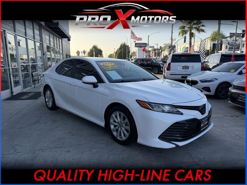 2019 TOYOTA Camry