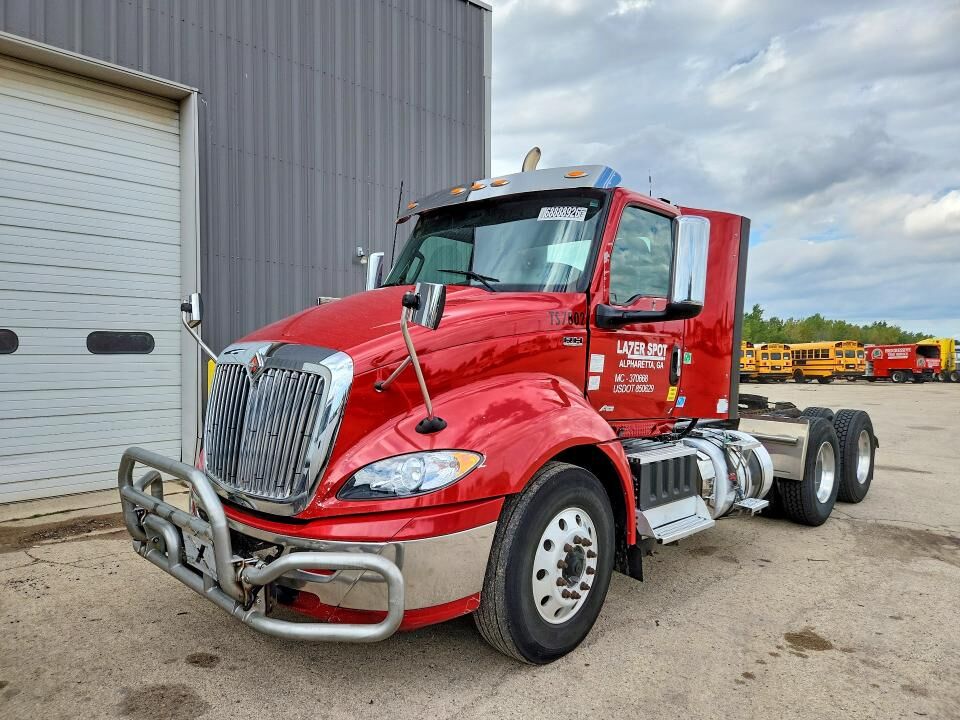 2018 INTERNATIONAL RH613