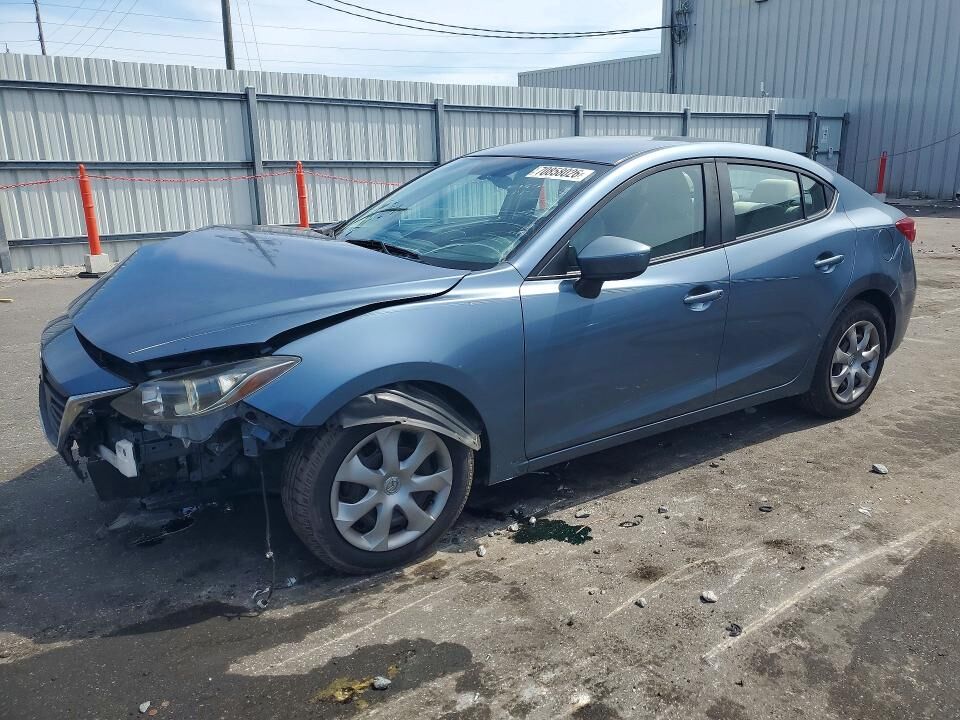 2015 MAZDA Mazda3