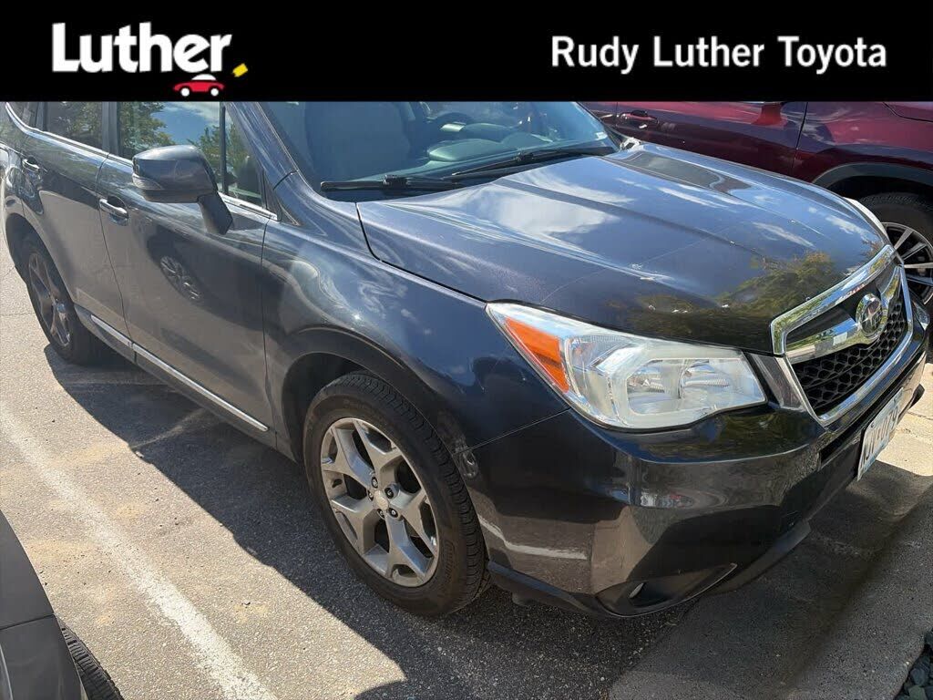 2015 SUBARU Forester