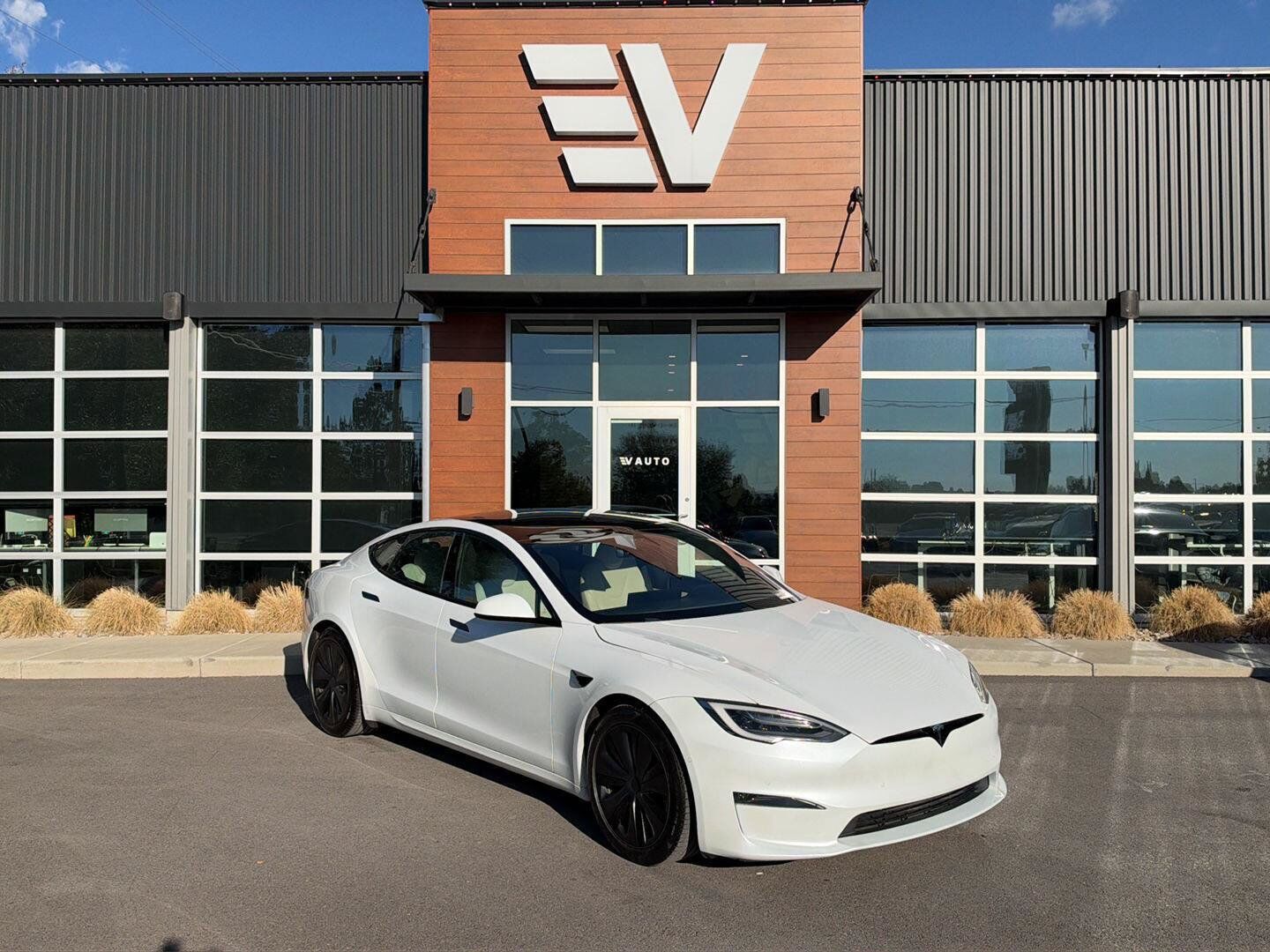 2022 TESLA Model S