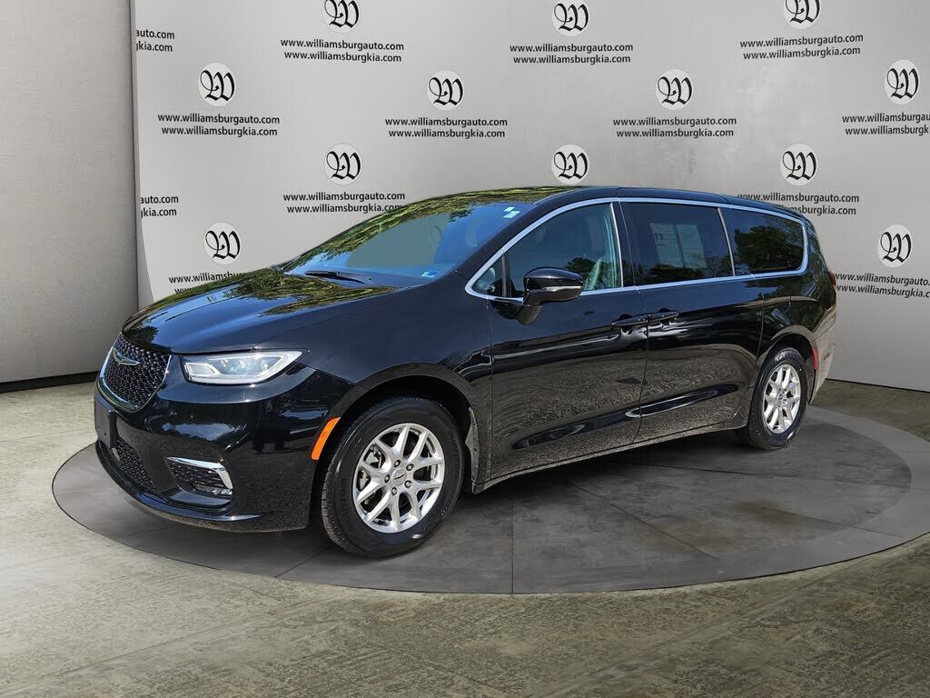 2025 CHRYSLER Pacifica