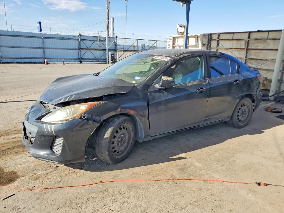 2013 MAZDA Mazda3