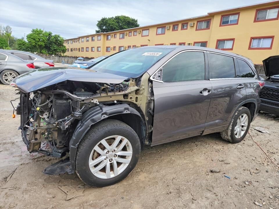 2015 TOYOTA Highlander