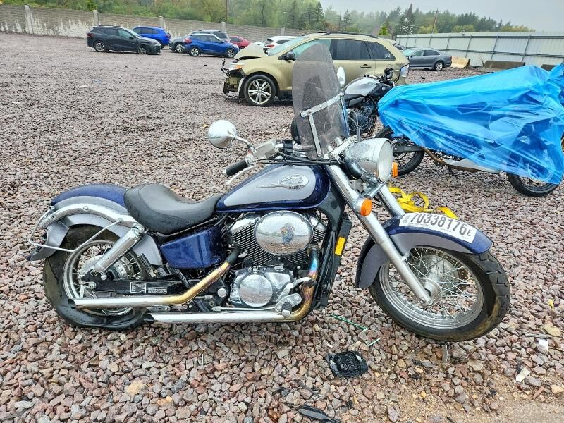 2001 HONDA VT750