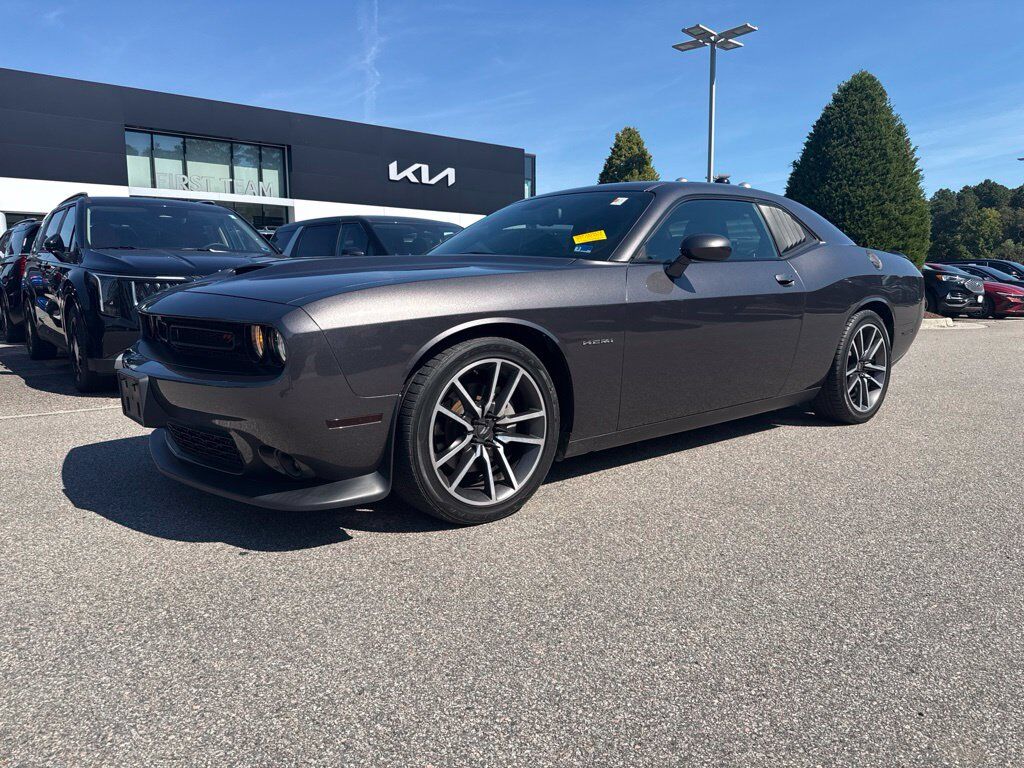 2021 DODGE Challenger