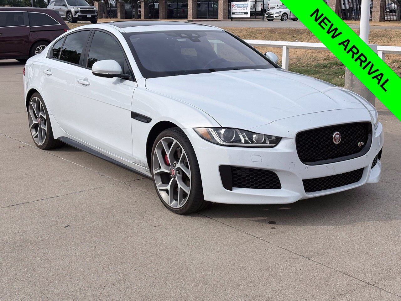 2018 JAGUAR XE