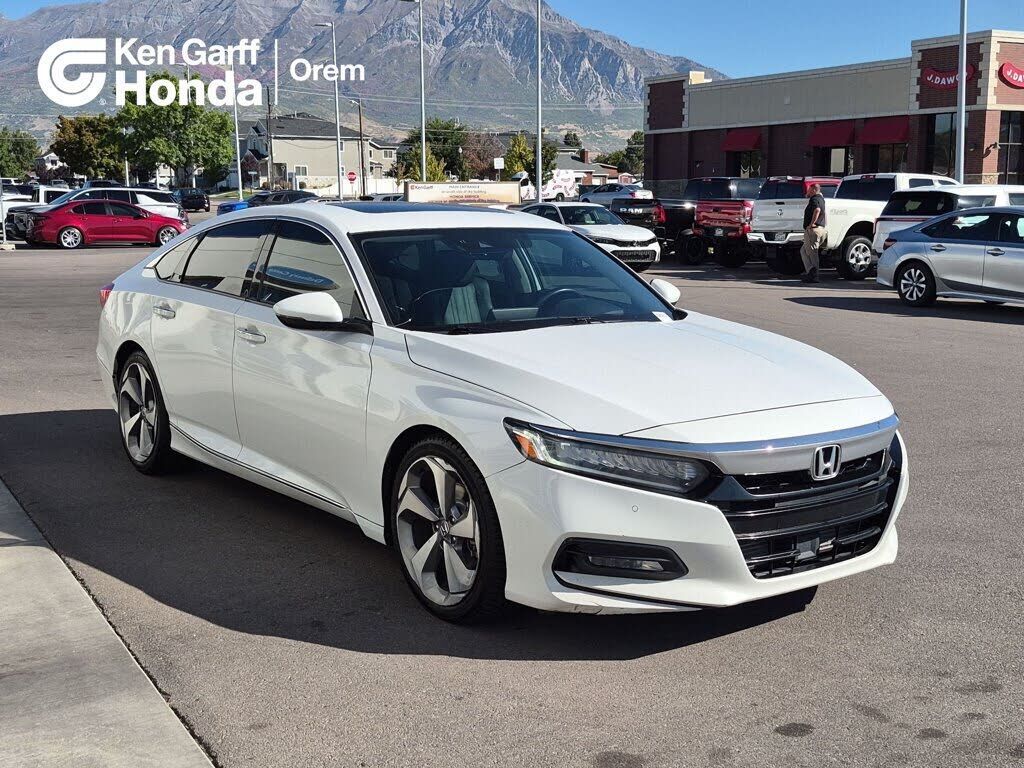2018 HONDA Accord