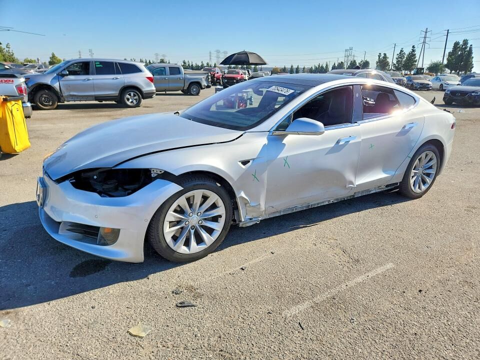 2016 TESLA Model S
