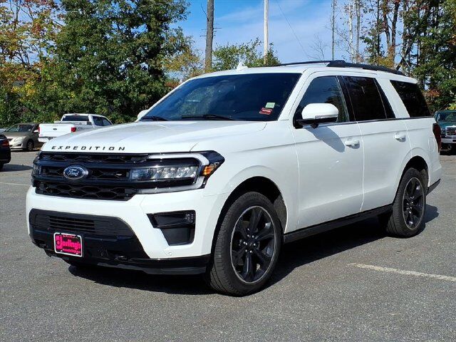 2024 FORD Expedition