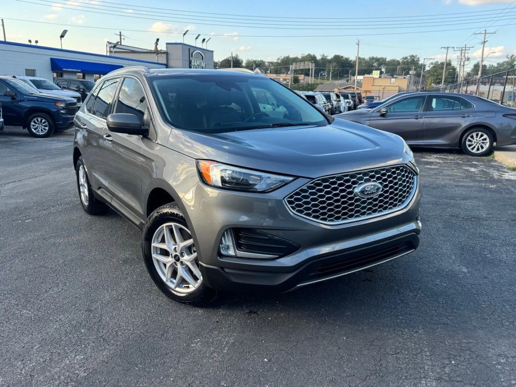 2024 FORD Edge