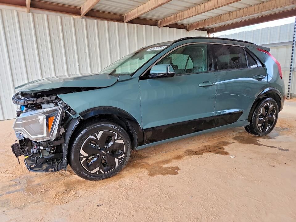 2023 KIA Niro