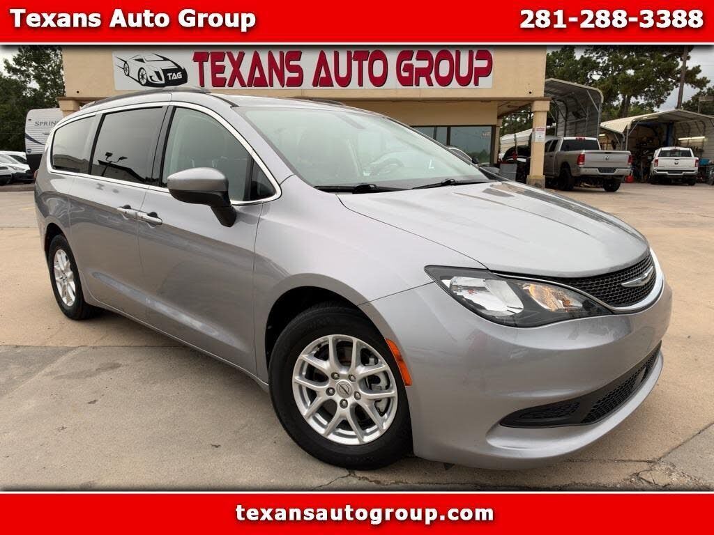2021 CHRYSLER Voyager
