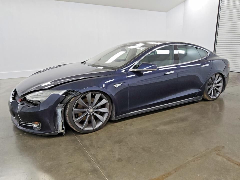 2014 TESLA Model S