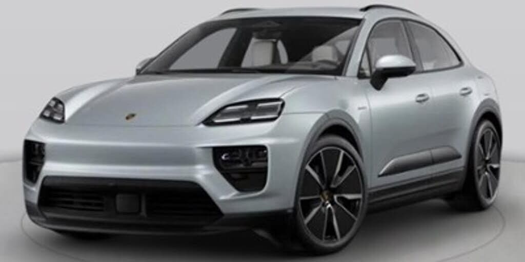 2026 PORSCHE Macan
