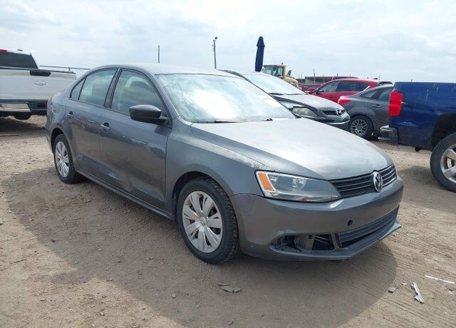 2011 VOLKSWAGEN Jetta