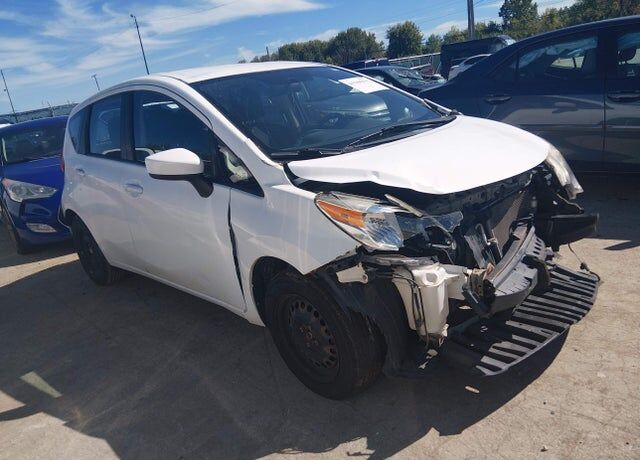 2016 NISSAN Versa