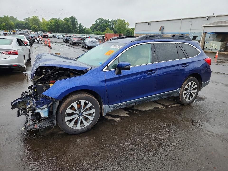 2015 SUBARU Outback