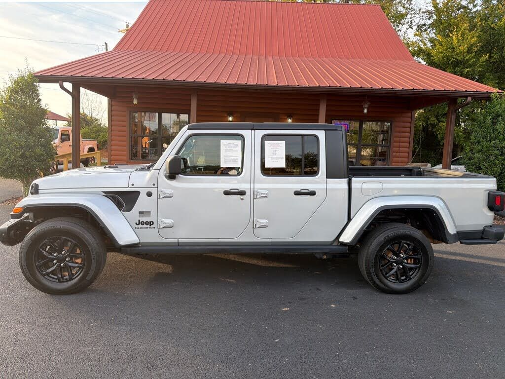 2023 JEEP Gladiator