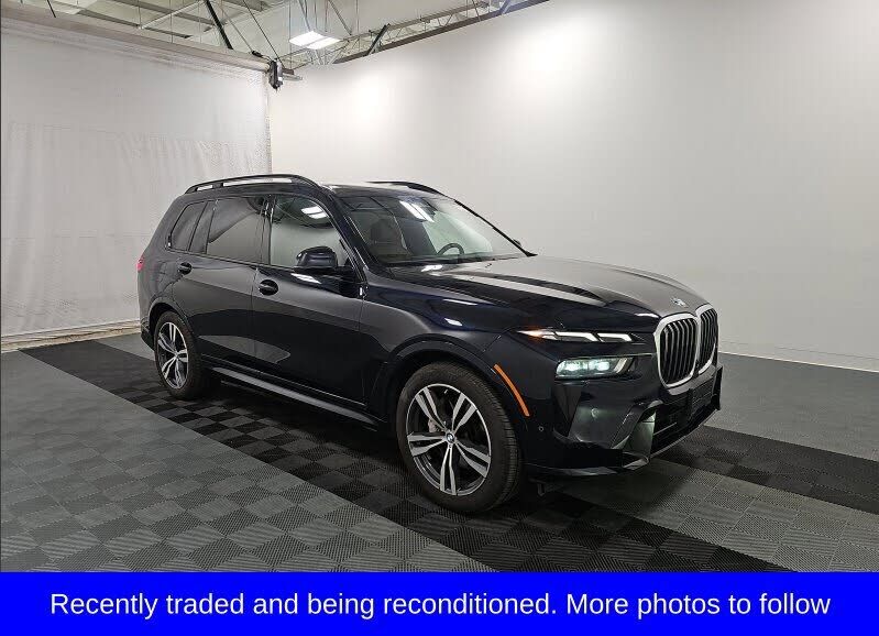 2024 BMW X7